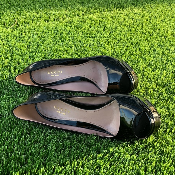 Gucci Black Patent Leather Lisbeth Open Toe Heels - Picture 4 of 6